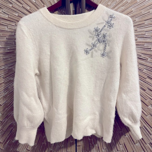 Banana Republic Sweaters - Banana republic fuzzy sweater